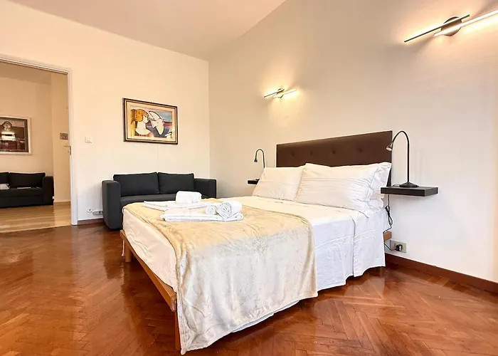 Urban - Vittorio Elegance Apartament